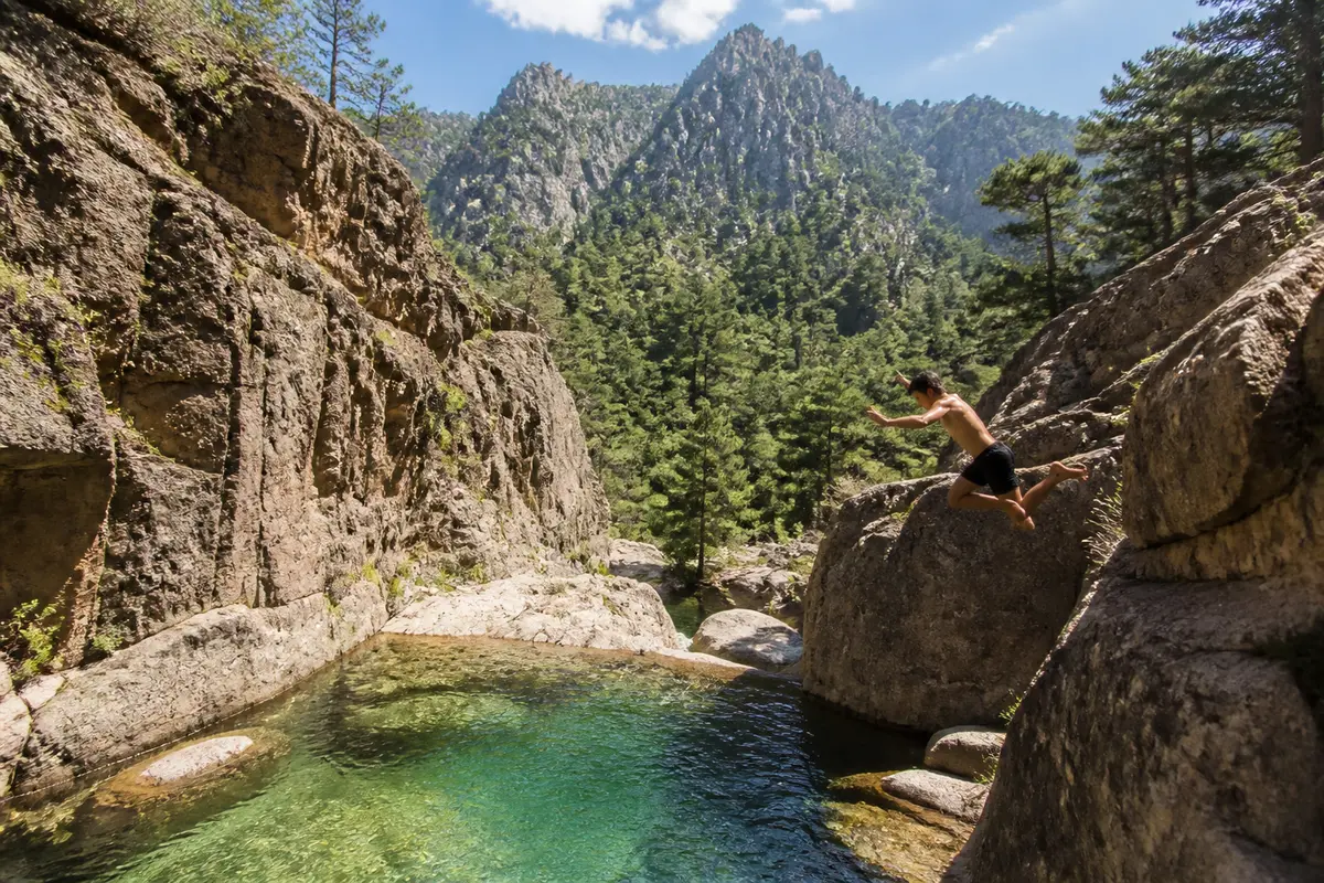 Bavella canyon Corse : guide canyoning et choix des canyons