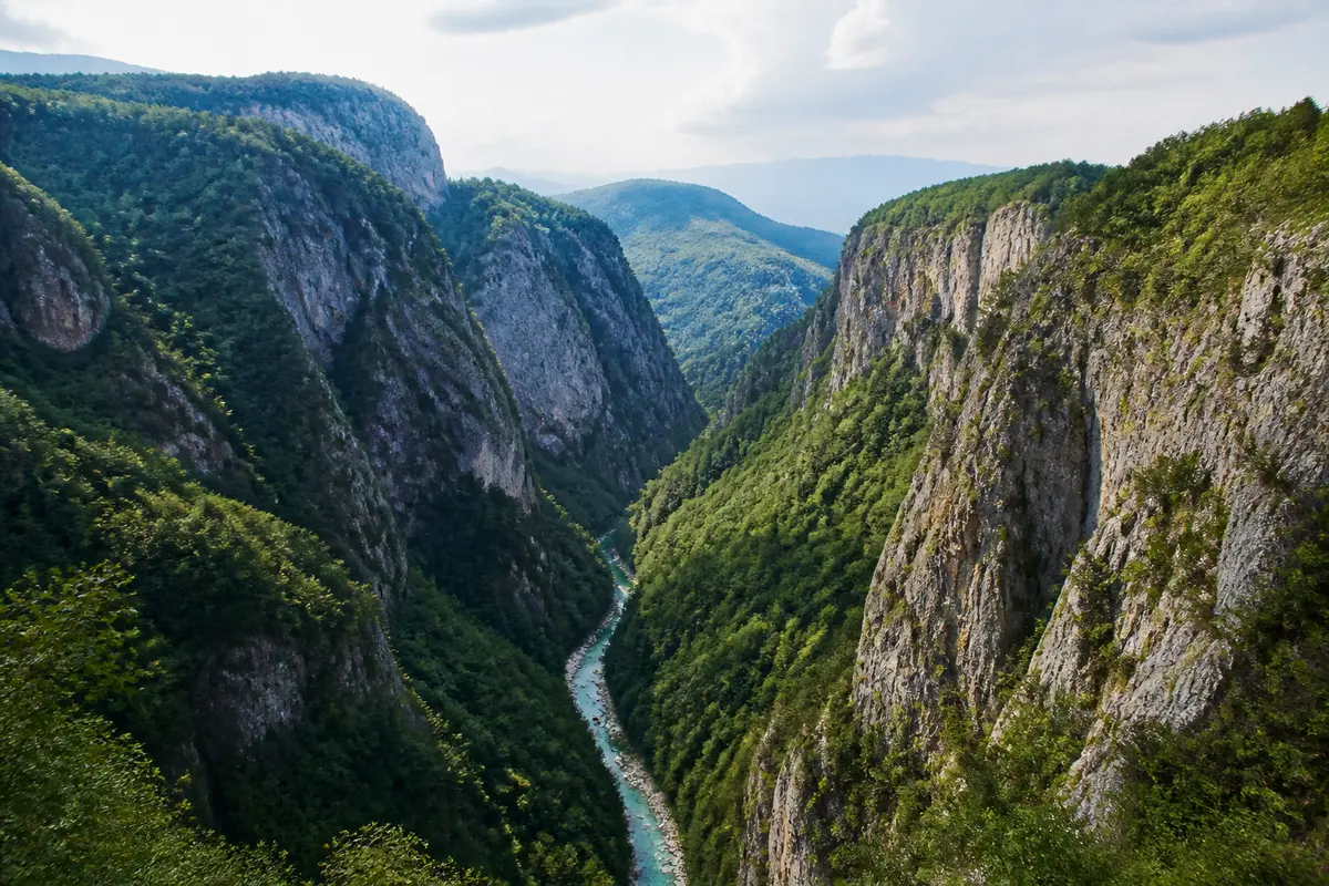 Canyon de la Tara : rafting, randonnée et sites naturels à découvrir