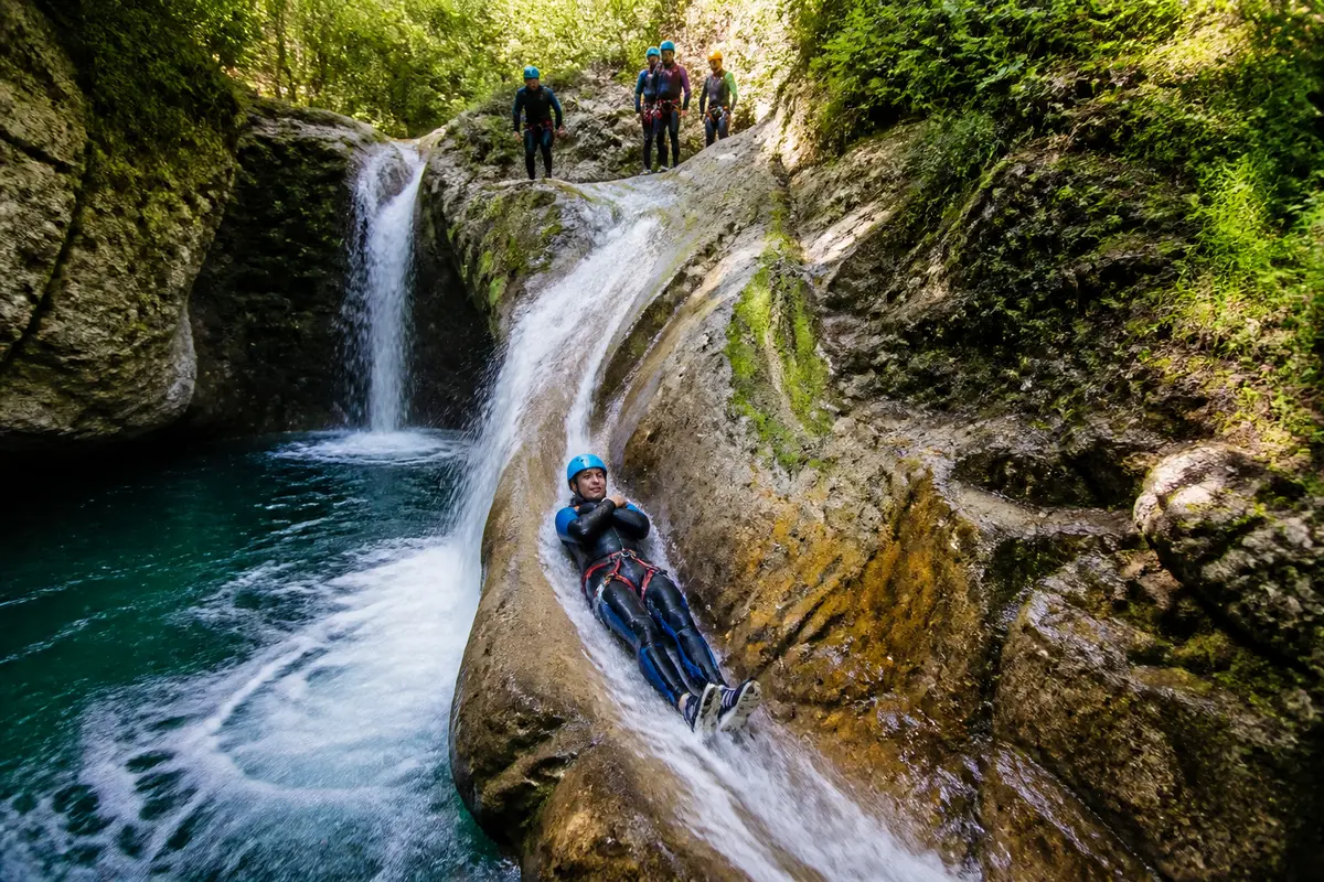 Canyoning Pays basque : Les meilleurs spots et parcours à découvrir